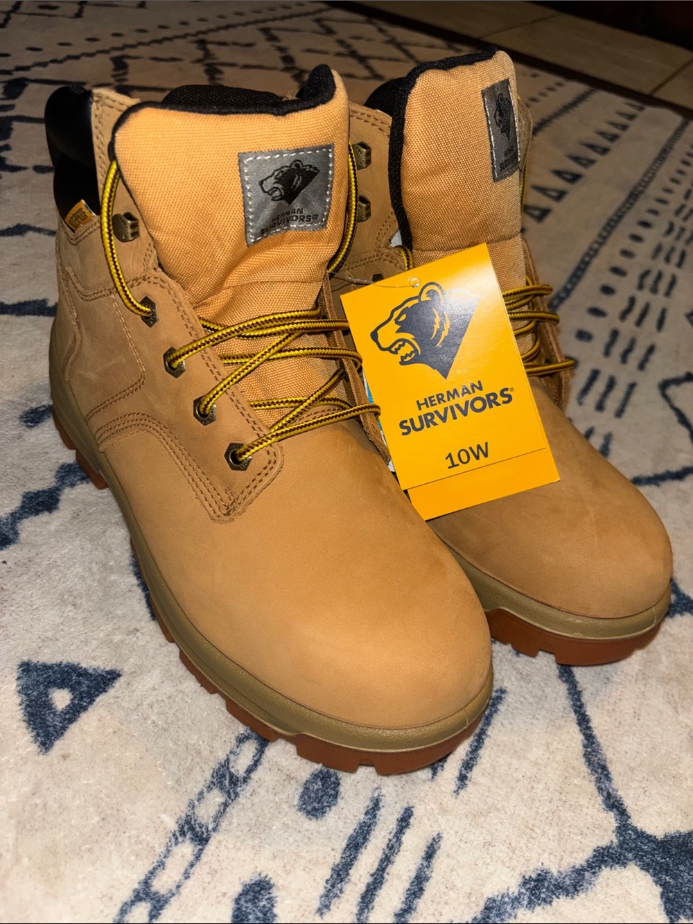 Herman Survivors Men’s Boulder! Steel toe! Slip resistant! Size 10! BRAND NEW